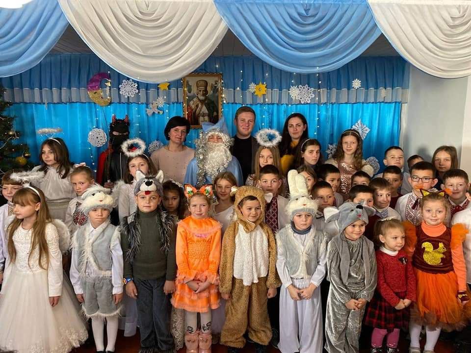 В Унятицьку гімназію завітав Святий Миколай!